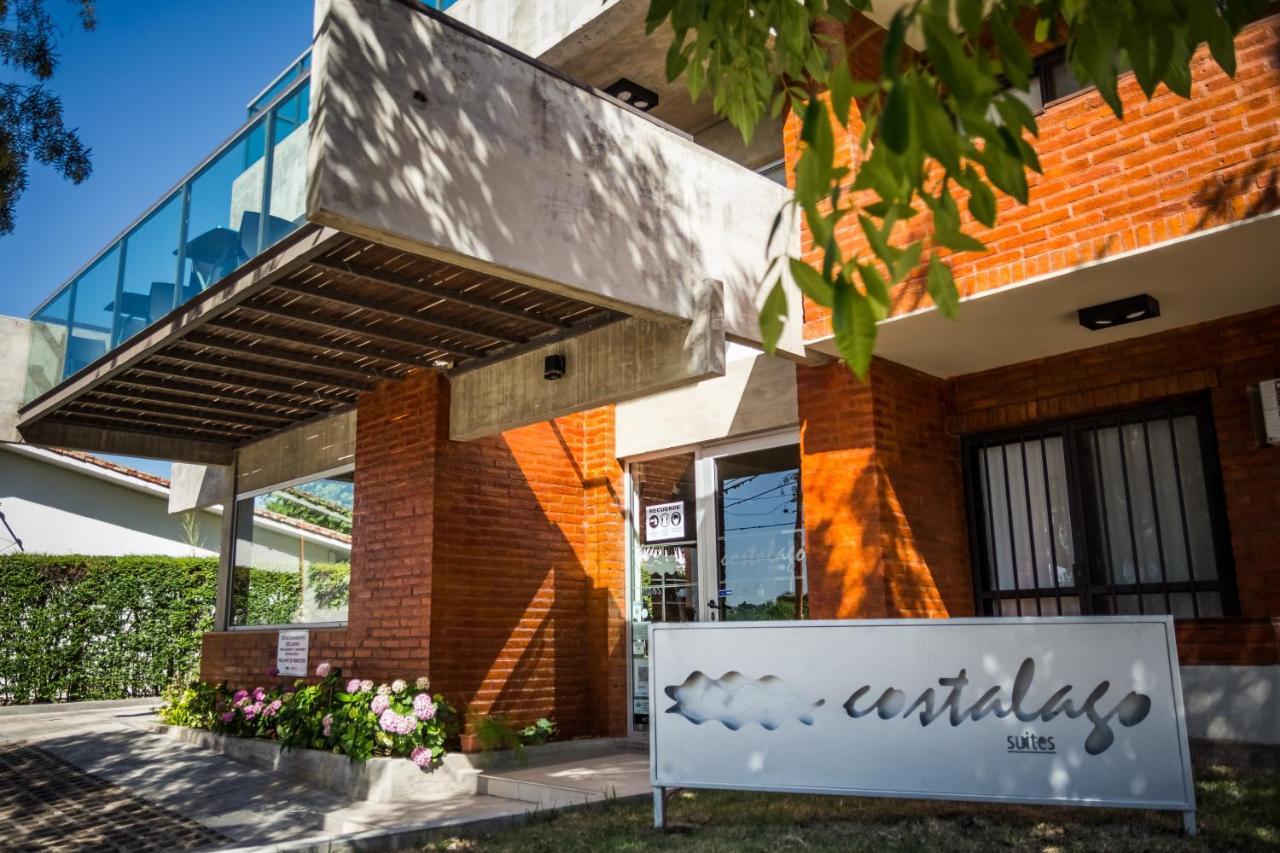 Costalago Suites- By Hvh Вила Карлос Пас Екстериор снимка